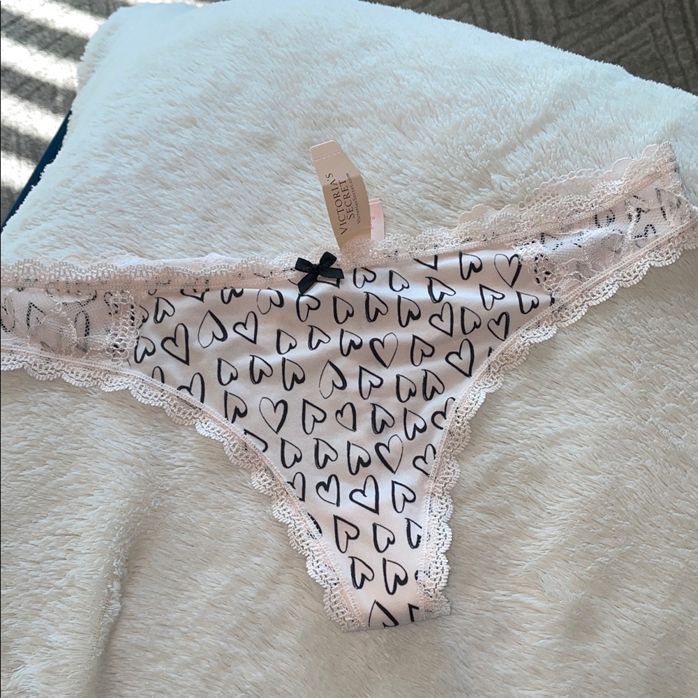 Victoria's Secret Pink Heart Lace Panty